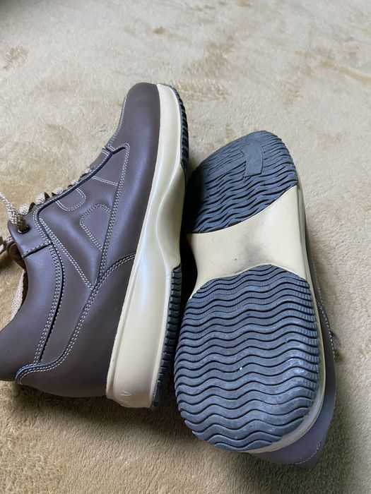 Hogan Interactive 42