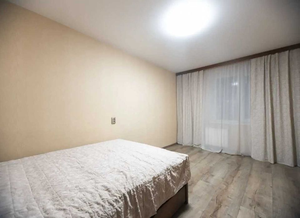 Тристаен имот в кв.Хиподрума