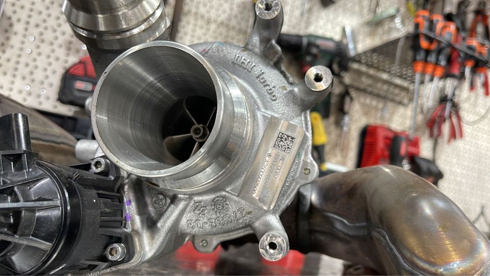 Turbosuflanta Mercedes-Benz A Class A2600902500