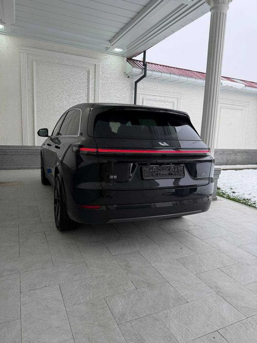 Li 7 Ultra 2026 Restyling Кофе