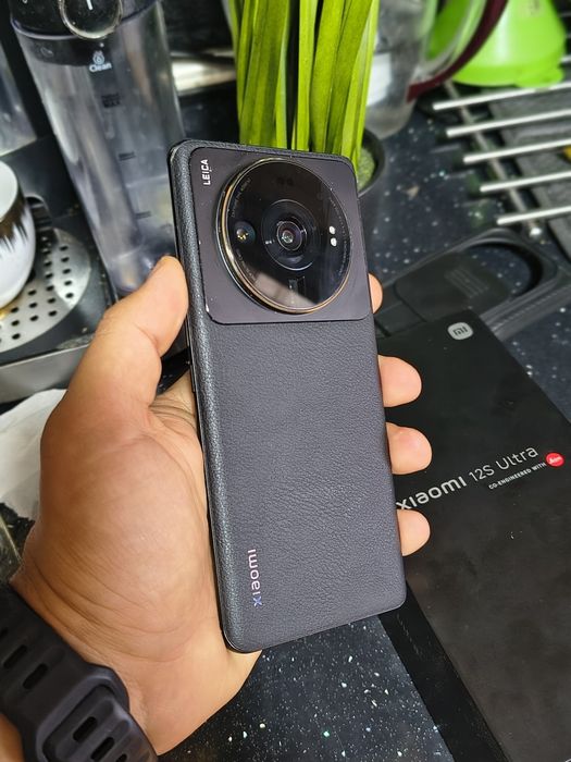 Xiaomi Mi 12s Ultra full box