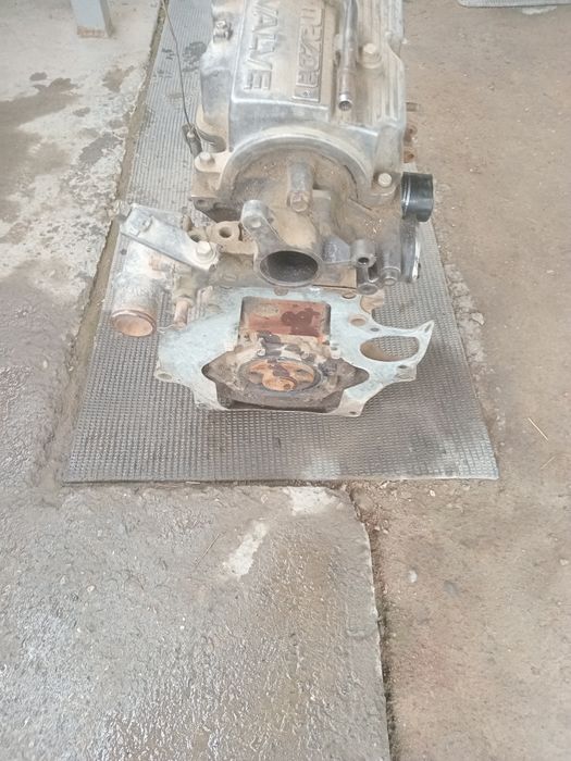 Мотор от мазды Квадро 626 универсал.