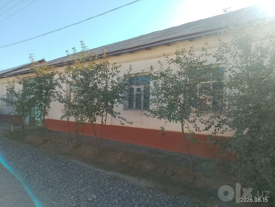 2 ta uy sotiladi qaxramon mahallasida.