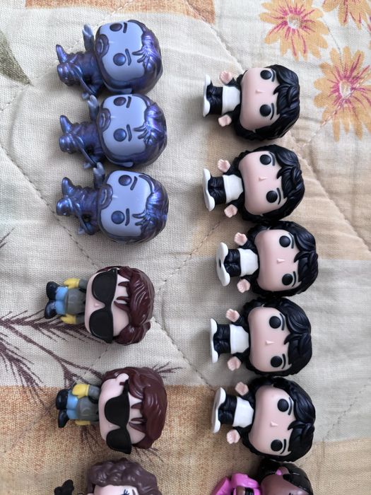 kinder joy stranger things