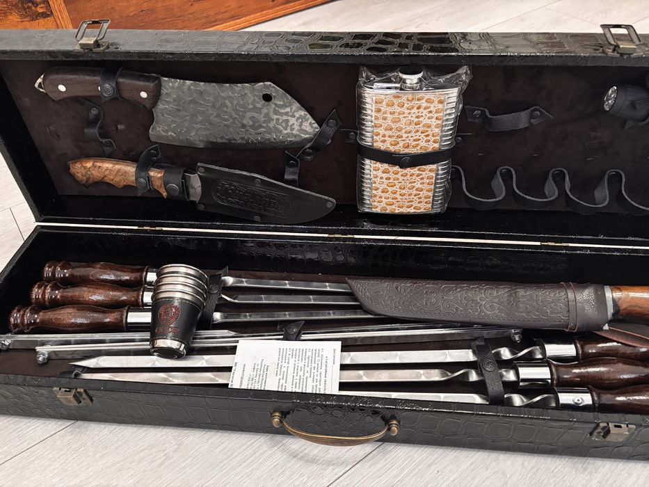 Шашлычный набор в футляре