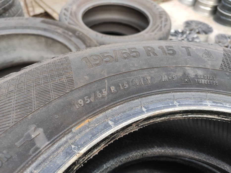 2бр Зимни гуми 195 65 15 - Continental