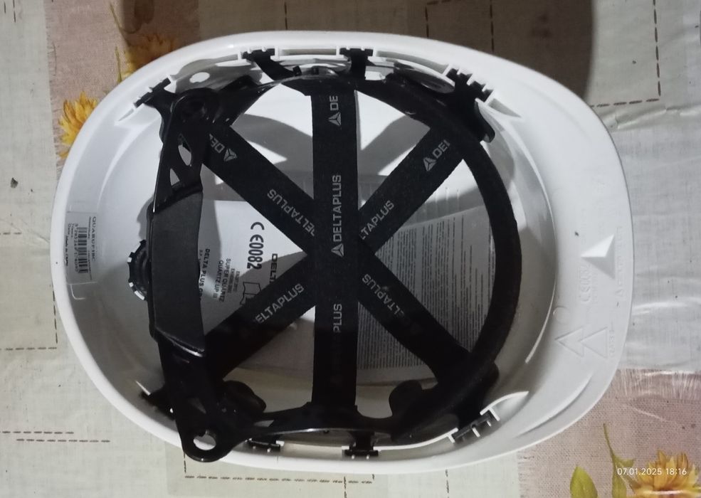 Каска новая отличного качества.