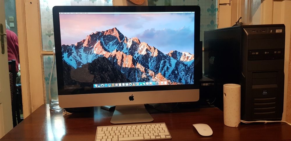 Imac 27" i5 2.8ghz 24gb ddr3 1T Sata Hdd 2011 middle