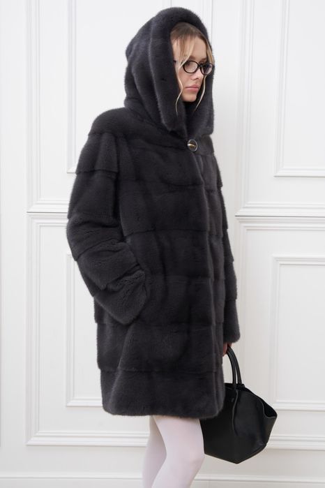 Продаётся шикарная норковая шубка