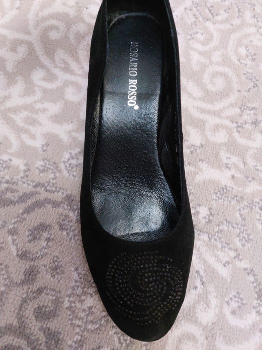 Продам туфли 40 размер