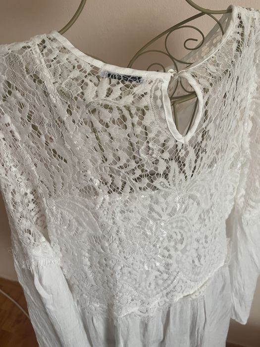 Rochie alba marimea  L