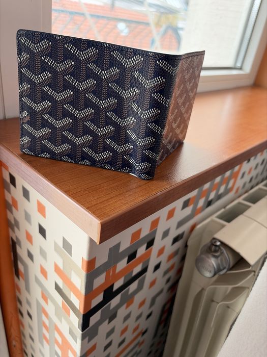 Чисто нов портфейл на Goyard