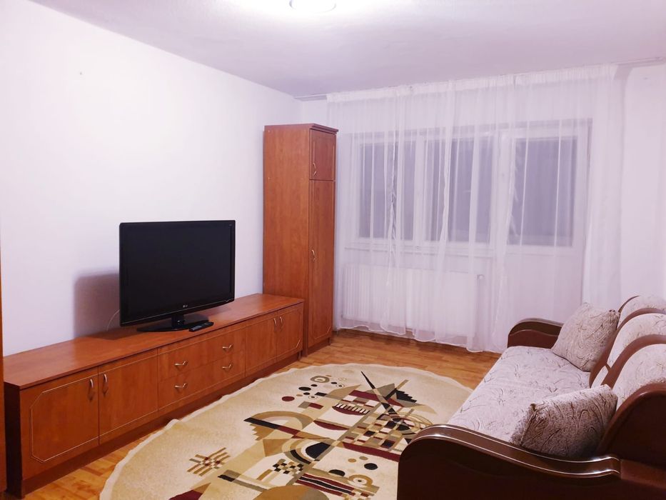 De Vânzare 2 camere  apartament Vălenii de Munte
