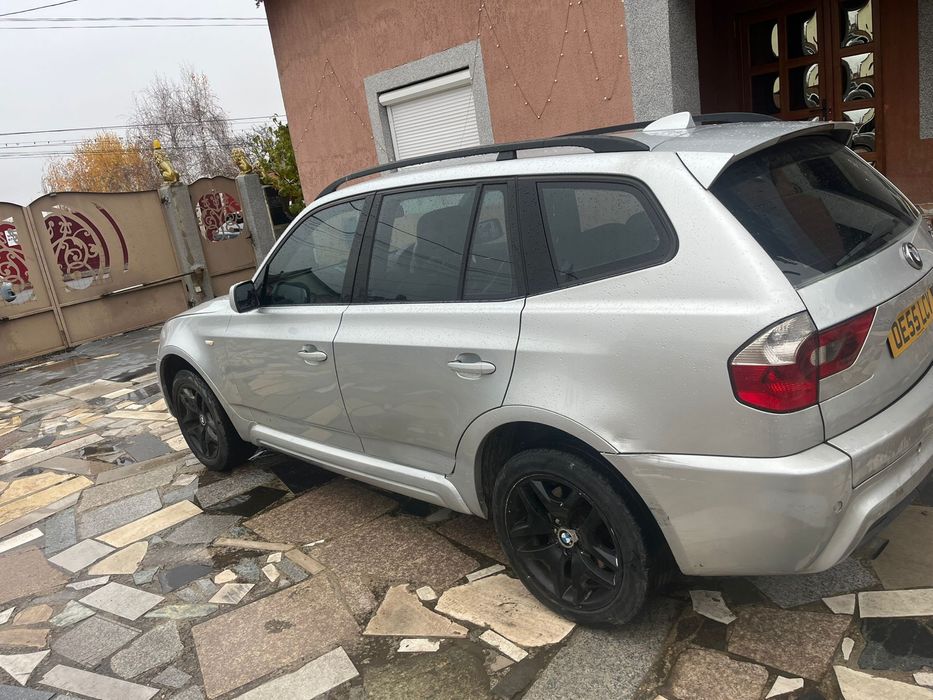 Dezmembrez bmw x3