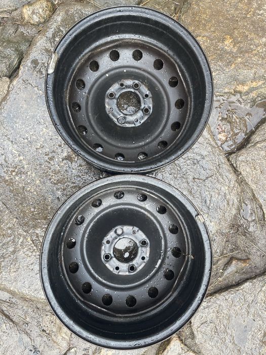 Vand jante r15 pentru Opel 100 lei amândouă