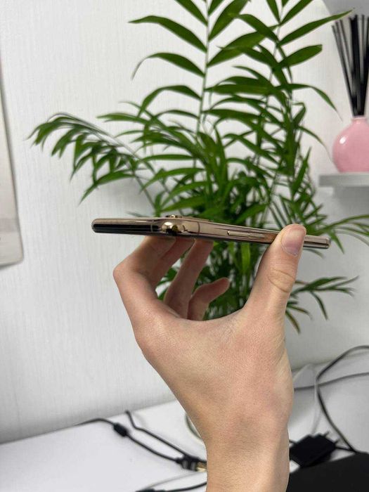 Продам iPhone XS 256gb/78%