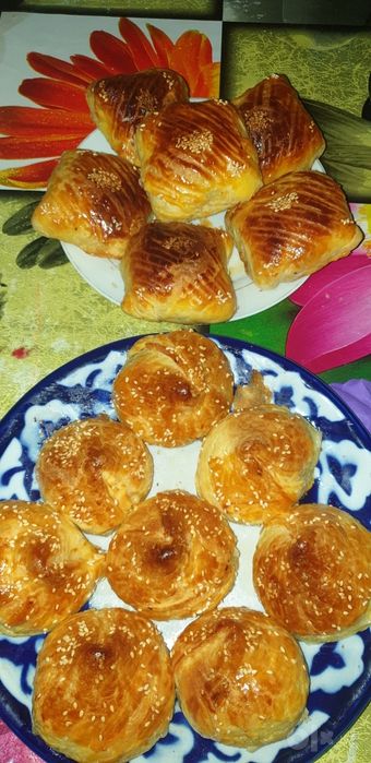 Самса слоеная и песочная.