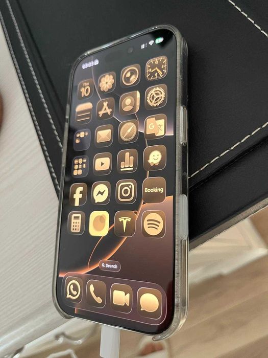Telefon mobil Apple iPhone 16 Pro, 128GB, 5G, Natural Titanium baterie 93% fabricat ianuarie 2025 unic proprietar pret 3990 lei Nu accept schimburi!