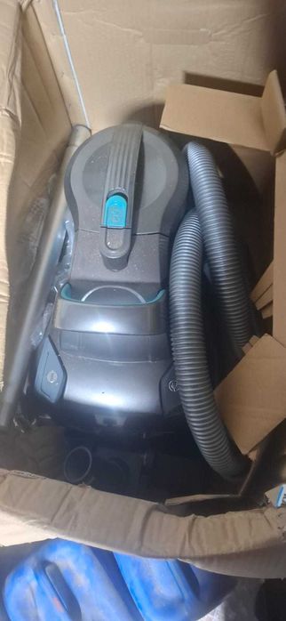 Пылесос VITEK На воде