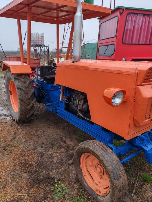 De vânzare tractor