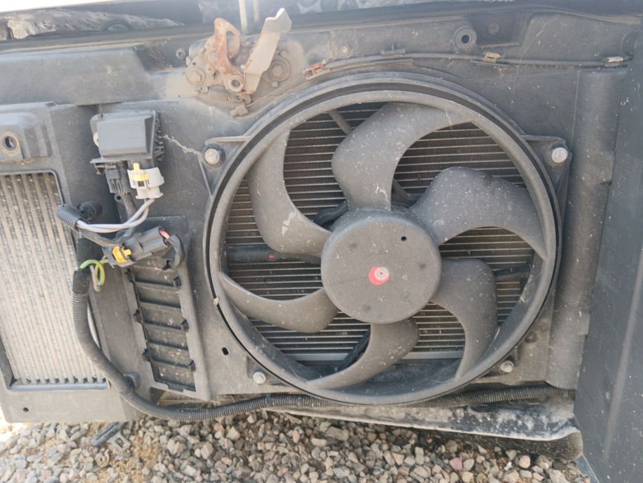 Ел перка за охлаждане Пежо 1.6 хди / Peugeot 1.6 hdi