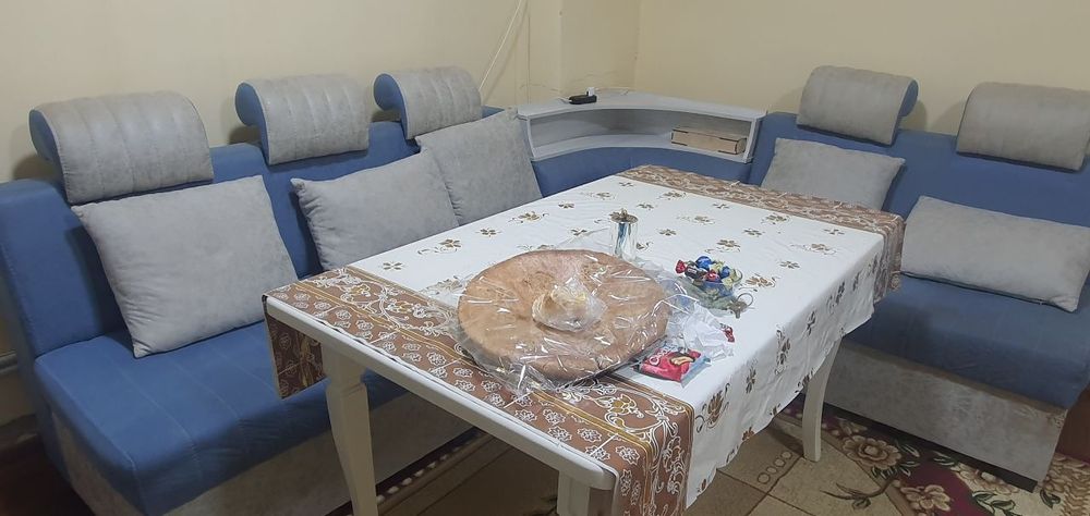 Таза уголок диван