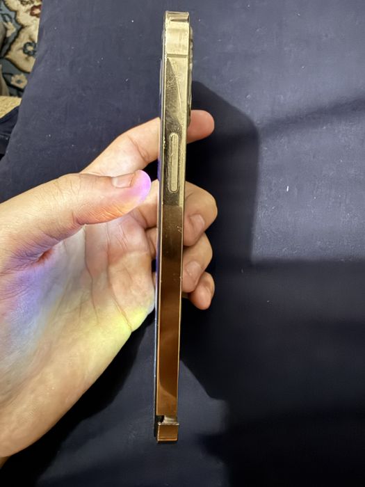 Продам Айфон 12Про 128гб