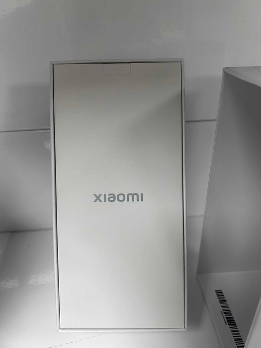 Телефон Xiaomi 15  512гб