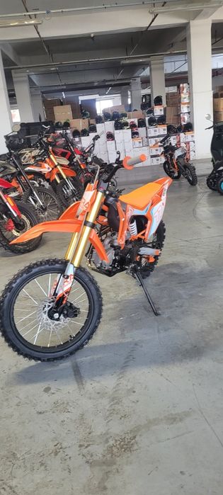 Ultra 125cc nou cu garanție si livrare in toata tara pentru copii