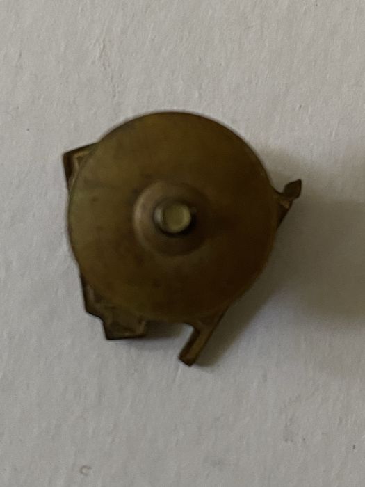 Комсомолький значок