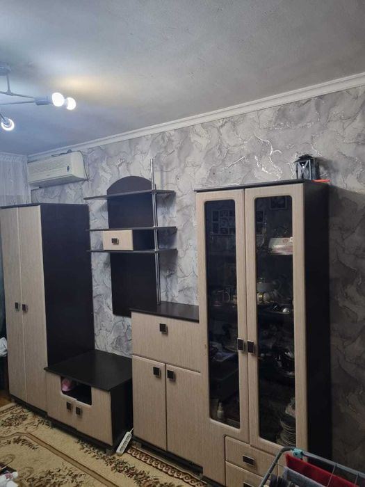 Продам срочно стенку