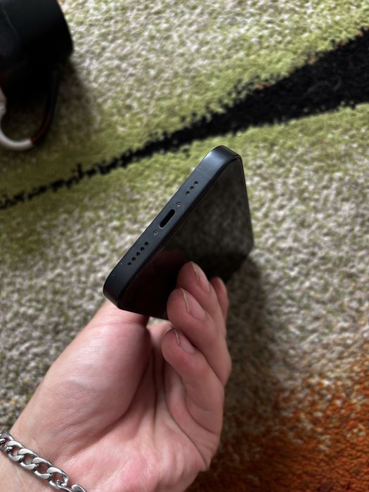 Iphone 14 акб 89% 128 гб