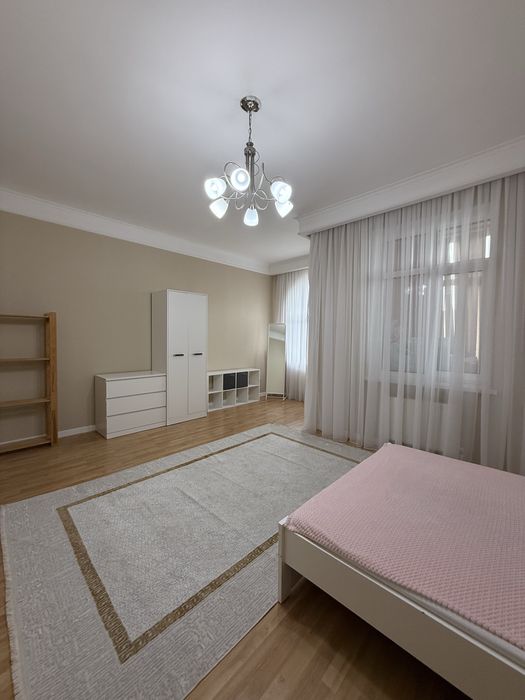 Продам 4 х комнатную квартиру