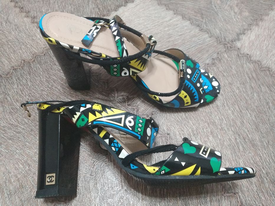 Продам женские басаножки