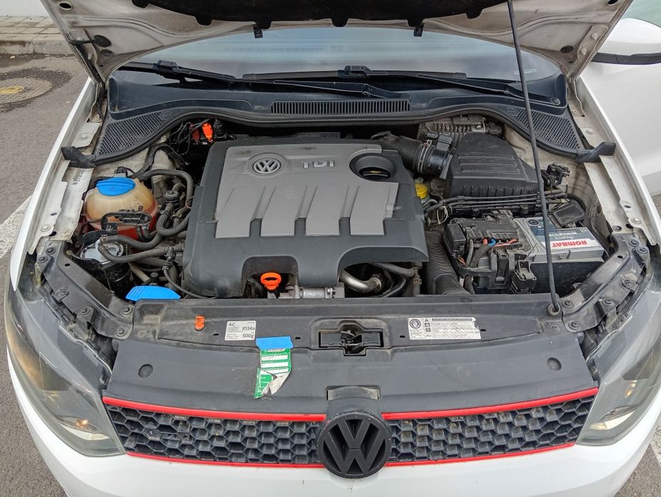 VOLKSWAGEN Polo 0 — imagine 4