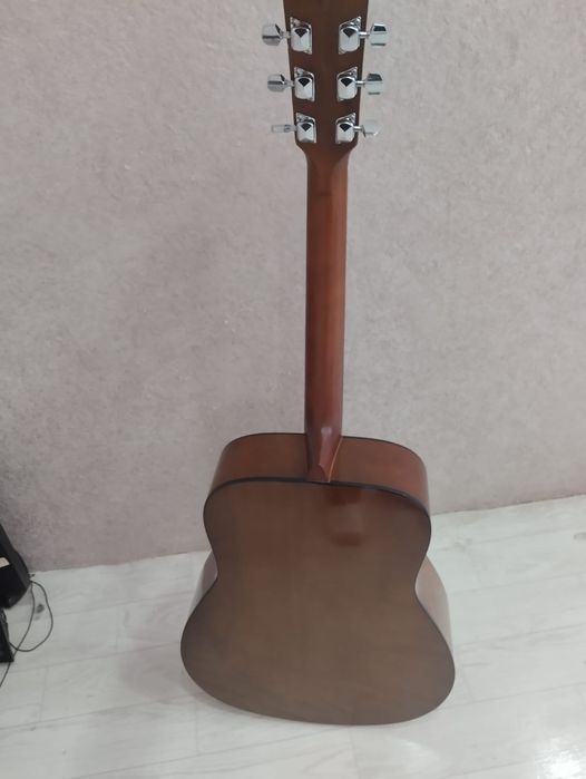Продам гитару, Yamaha F310