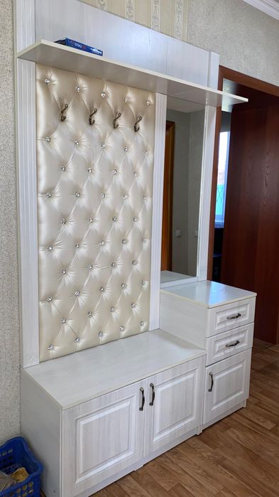 Шкаф ___прихожиий