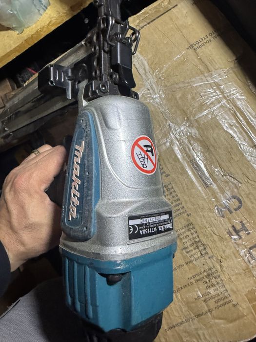 Pistol de capsat  pe aer Makita AT1150A