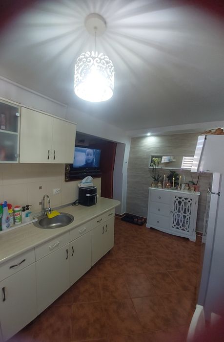 Apartament de închiriat