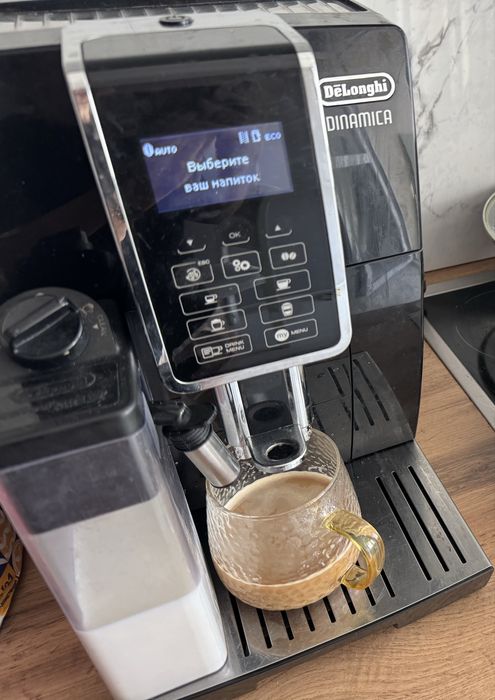 Кофемашина Delonghi Dinamica