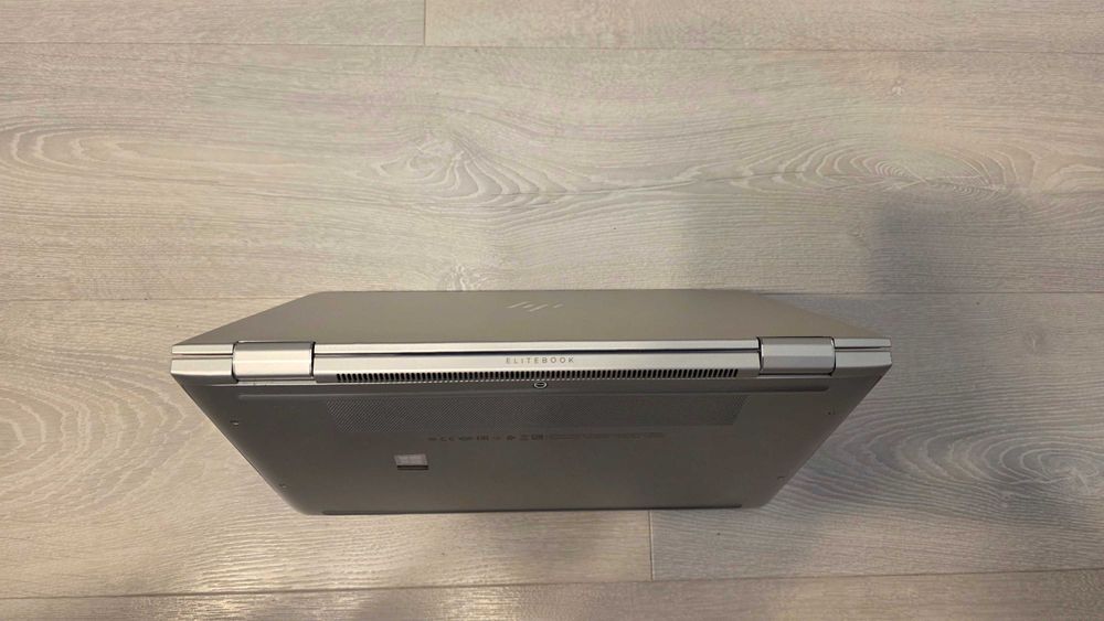 HP EliteBook x360 1030 G3 4G LTE Touch Screen i5-8350U 8GB 256GB SSD