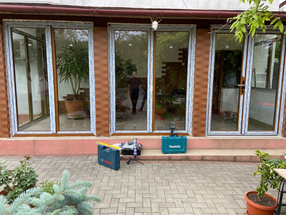 Tamplarie Pvc cu geam termopan Decco 4 camere Gealan , Rehau ,Veka