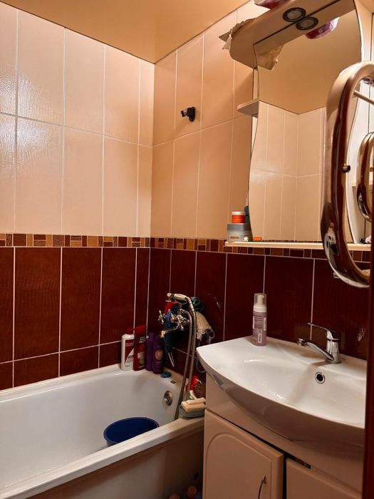 Продам 3 комнатную квартиру