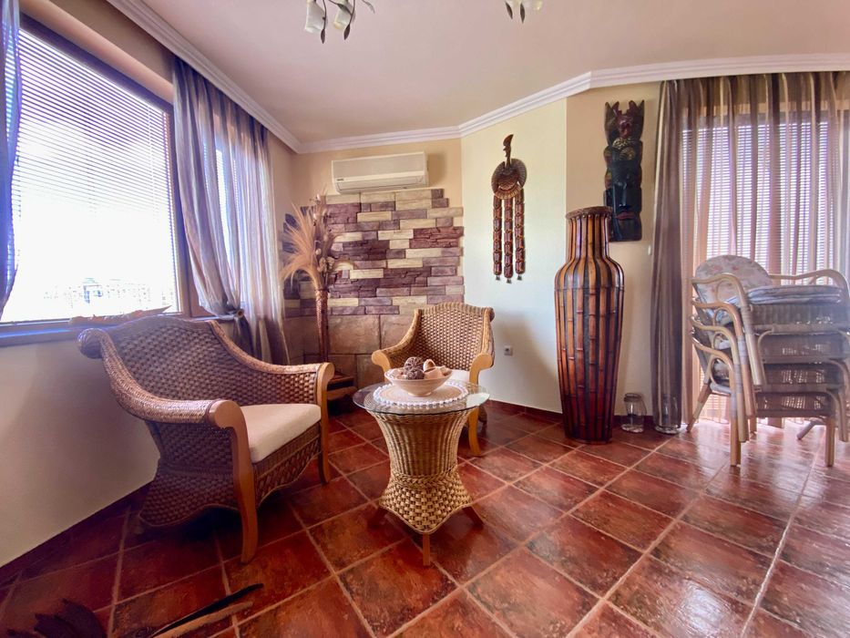 Продава се Двустаен апартамент в к.к. Слънчев бряг - 250 кв.м за 1213 €/кв.м - Снимка #12