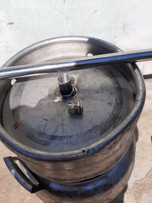 Vând cazan de țuică din inox