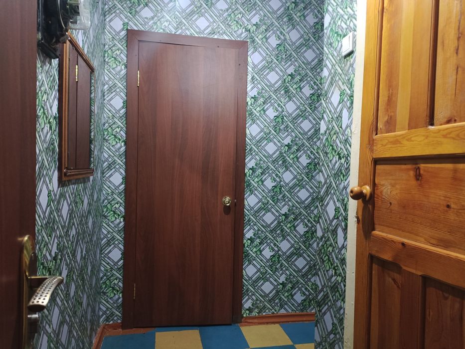 Сдам полуторку на защите