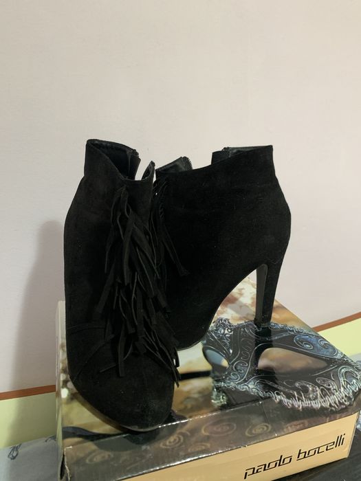 ОБУВКИ НА ТОК Всичко по 10лв