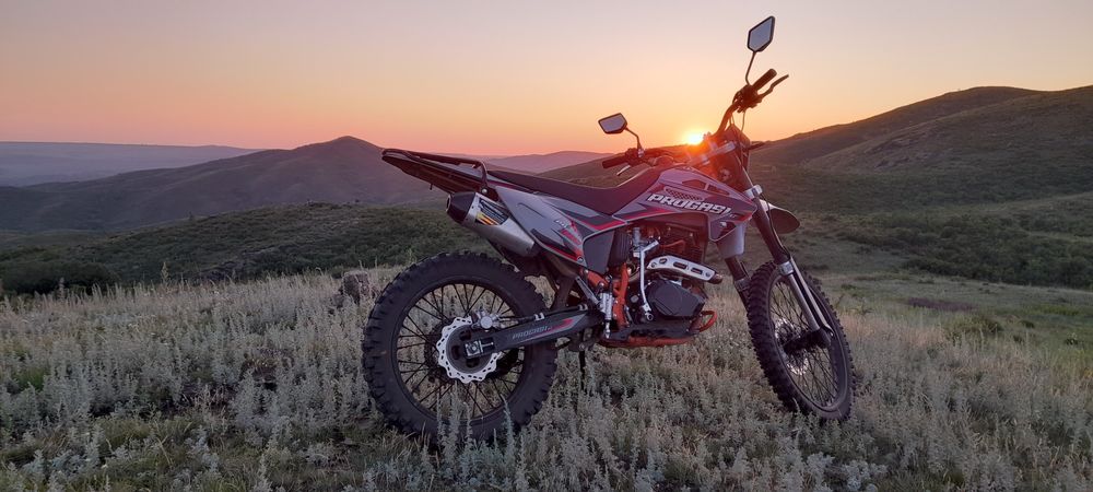 Продам Мотоцикл Прогаси 300