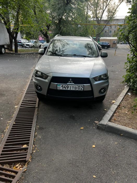 Продам Mitsubishi outlander