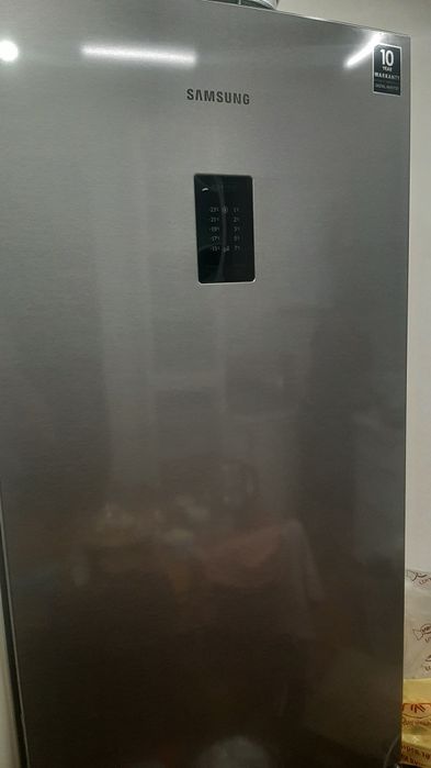 Холодильник Самсунг-2020 г.в